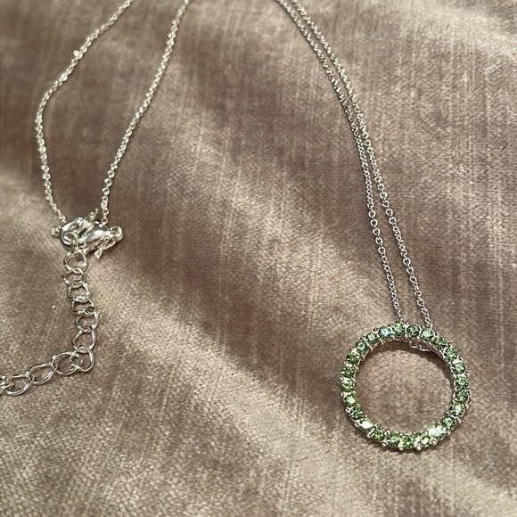 Green Rhinestone Infinity Circle Necklace - Picture 4 of 8
